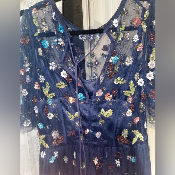 OCCASION by DEX knee length sequence dress - Picture 3 of 4